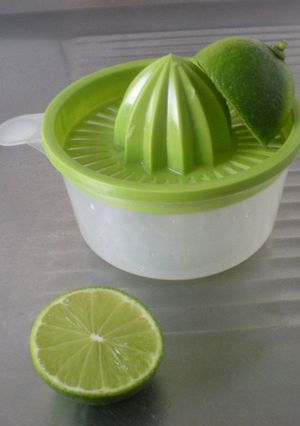 レモンを完璧に絞るコツ-レシピのメイン写真
