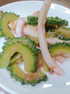 ゴーヤといかの炒め物-レシピのメイン写真