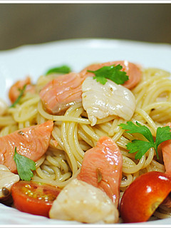 サーモンと帆立、ミニトマトの冷製パスタ-レシピのメイン写真