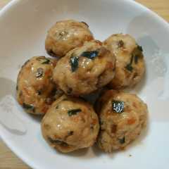 รูปของ にらがきいてる♪鶏挽肉団子