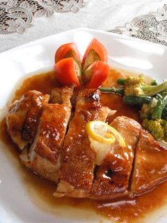 鶏ソテーのアセロラソース掛け-レシピのメイン写真