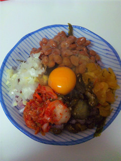 ピリネバ丼-レシピのメイン写真