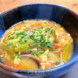 トマト🍅と夏野菜のワンパン❣️サンラータン煮麺