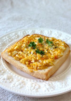 簡単!まろやか〜✨胡麻ドレ玉子トースト-レシピのメイン写真
