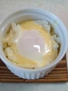 キャベツとチーズの巣ごもり卵-レシピのメイン写真