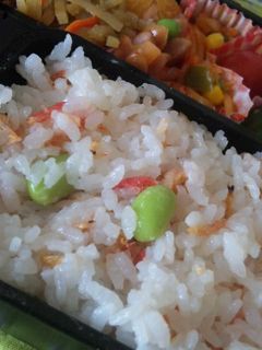 お弁当にも♪簡単♪枝豆と桜えびの混ぜご飯-レシピのメイン写真