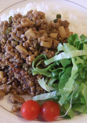 ひき肉としめじの中華風カレー煮-レシピのメイン写真