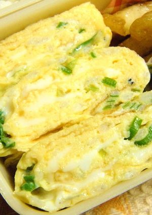 お弁当に❀葱とじゃこの卵焼き-レシピのメイン写真