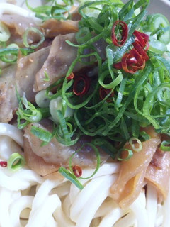 夏バテに!!甘辛すじコン冷やしうどん-レシピのメイン写真