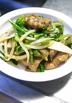 猪肝炒青菜-レシピのメイン写真