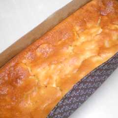 รูปของ しっとり幸せ☆白桃チーズのパウンドケーキ