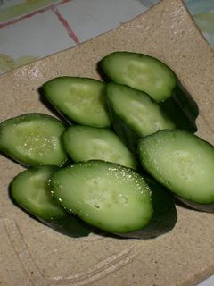 ヨーグルトとお味噌で♪これってぬか漬け?-レシピのメイン写真