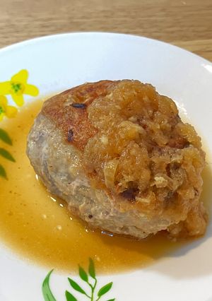 うちのハンバーグ。和風オニオンソースでペロリ😋-レシピのメイン写真