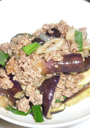 なす・玉ねぎ・ひき肉で☆-レシピのメイン写真