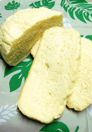 焼けたよo(≧∀≦)o 炊飯器で白パン-レシピのメイン写真