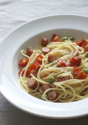 ミニトマトとグリンピースのチーズパスタ-レシピのメイン写真