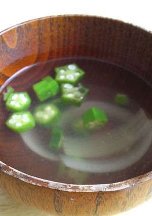 昆布茶だけ☆ｵｸﾗのお吸い物-レシピのメイン写真