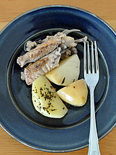 じゃがいもと鶏手羽中のレモン煮-レシピのメイン写真