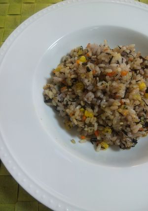 カレースゴだれで。ひじきチャーハン-レシピのメイン写真