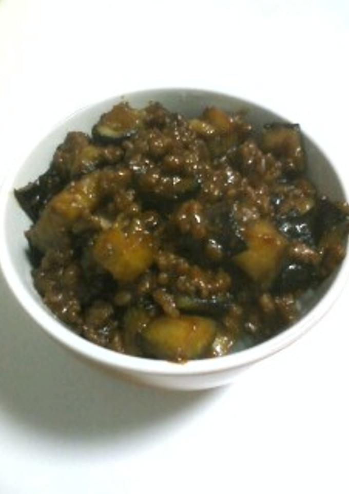 とてもシンプルな茄子とひき肉の味噌炒め丼-レシピのメイン写真
