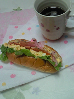 朝食に簡単ホットドッグ!-レシピのメイン写真