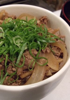 めんつゆで超簡単！！やわらか牛丼-レシピのメイン写真