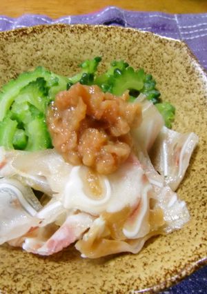 ゴーヤとミミガーの梅肉添え-レシピのメイン写真