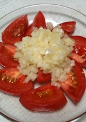 夏に元気ＵＰ！トマトの玉ねぎサラダ-レシピのメイン写真