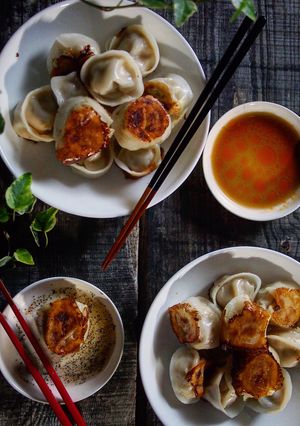 鶏挽肉でジューシー餃子★柚子胡椒風味★-レシピのメイン写真