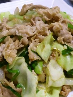 簡単、おいしい!豚肉とキャベツの塩炒め-レシピのメイン写真