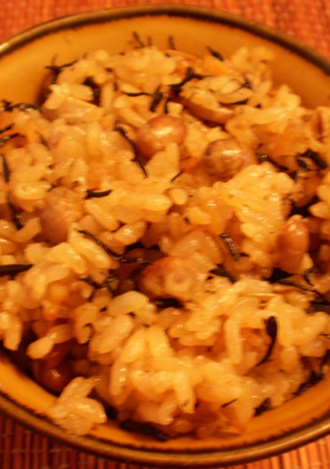 ☆節分（煎り）大豆とひじきの炊き込みご飯-レシピのメイン写真