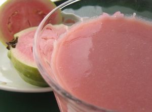 とろっとろ♬濃厚グァバジュース-レシピのメイン写真