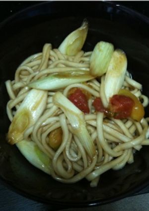 トマトとネギのソース焼うどん☆-レシピのメイン写真