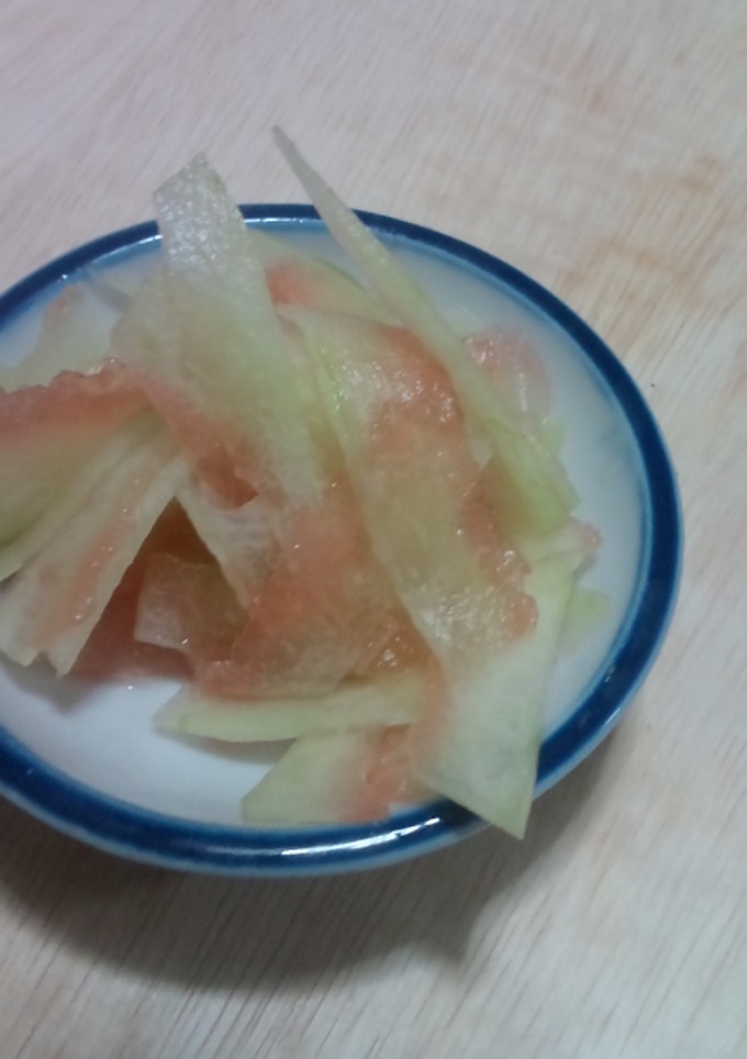 簡単浅漬け～食べ終わったスイカの皮で～-レシピのメイン写真