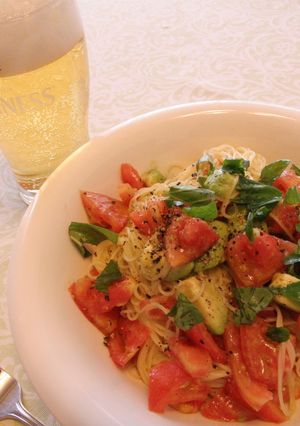 トマトとアボカドの冷たいパスタ-レシピのメイン写真