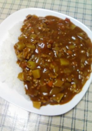 ひき肉とブロッコリーの芯のカレー-レシピのメイン写真