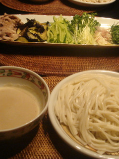 ごまだれのつけ麺~♪(冷たいざるうどん)-レシピのメイン写真