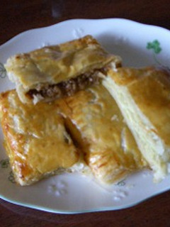 枝豆とひき肉のパイ-レシピのメイン写真