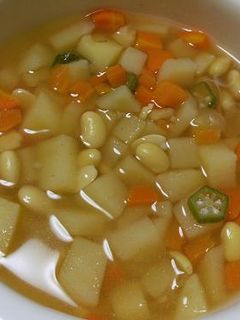 大豆とじゃがいもの具だくさんスープ-レシピのメイン写真