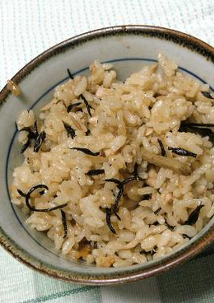 ひじきとツナと炊き込みご飯-レシピのメイン写真