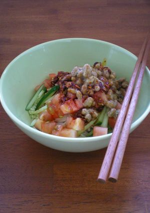 食べるラー油で納豆ソーメン-レシピのメイン写真