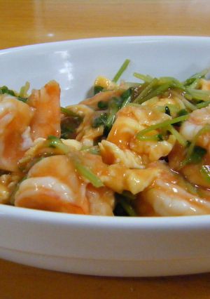 子供に嬉しい☆野菜入り☆豆苗エビチリ♪-レシピのメイン写真
