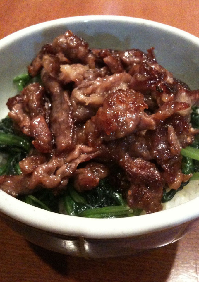 牛肉とほうれん草のソテー丼-レシピのメイン写真