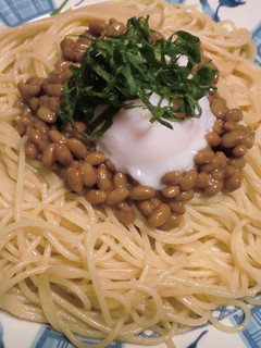 温たまのせ納豆パスタ♪-レシピのメイン写真