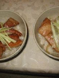我が家の定番!豚の角煮丼-レシピのメイン写真