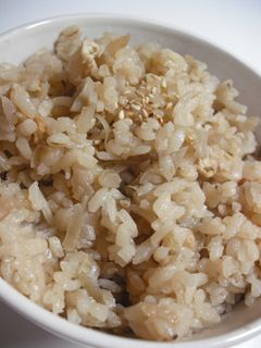 麦とみょうがの炊き込みご飯-レシピのメイン写真