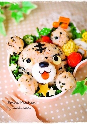 ✿彩りごはんdeトラくん弁当♪-レシピのメイン写真