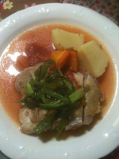 鶏もも肉のトマトスープ添え-レシピのメイン写真