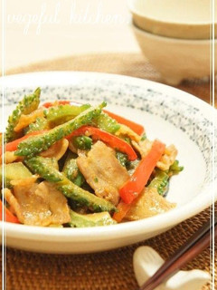 豚バラ肉とゴーヤの簡単♪ピリ辛味噌炒め-レシピのメイン写真