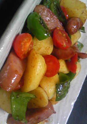 ジャガ芋とソーセージ夏野菜のカレー炒め-レシピのメイン写真